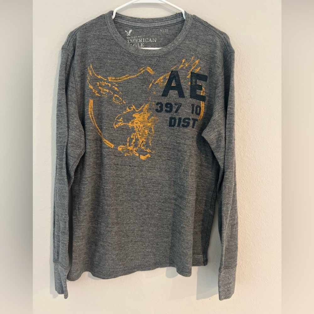 Men’s American Eagle Thermal Shirt, Sz Medium, Long sleeve, good condition!